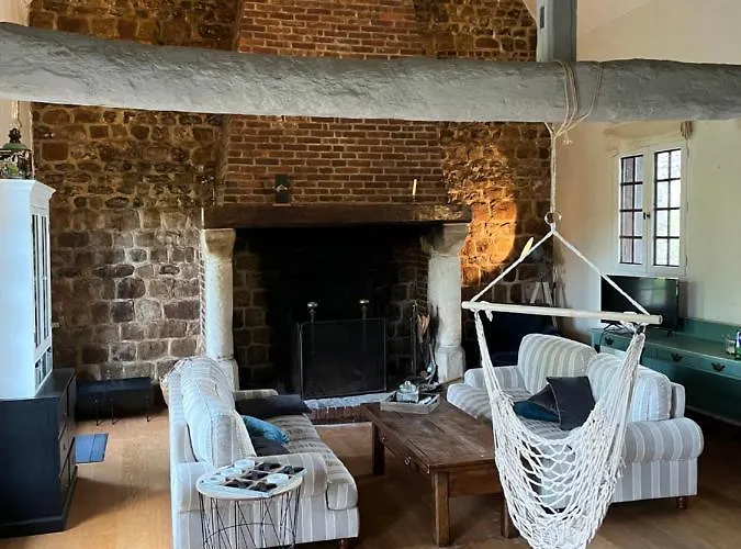 Σπίτι διακοπών Grande Chaumiere, 5 Chambres, 14 Personnes Proche Des Plages Manneville-ès-Plains