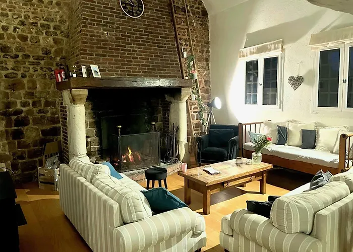 Grande Chaumiere, 5 Chambres, 14 Personnes Proche Des Plages