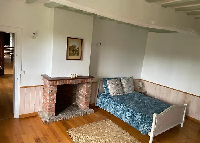 Σπίτι διακοπών Grande Chaumiere, 5 Chambres, 14 Personnes Proche Des Plages Manneville-ès-Plains